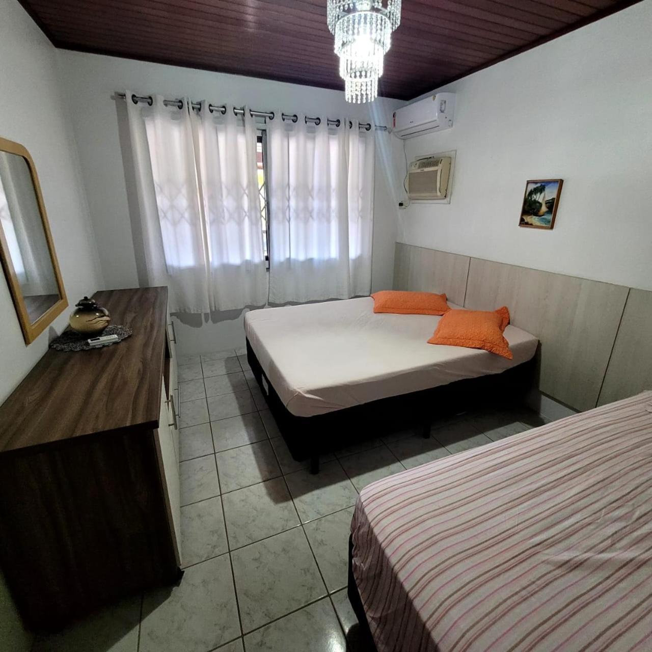 Bombinhas Brasil Residence II Guest House No Centro Exterior photo